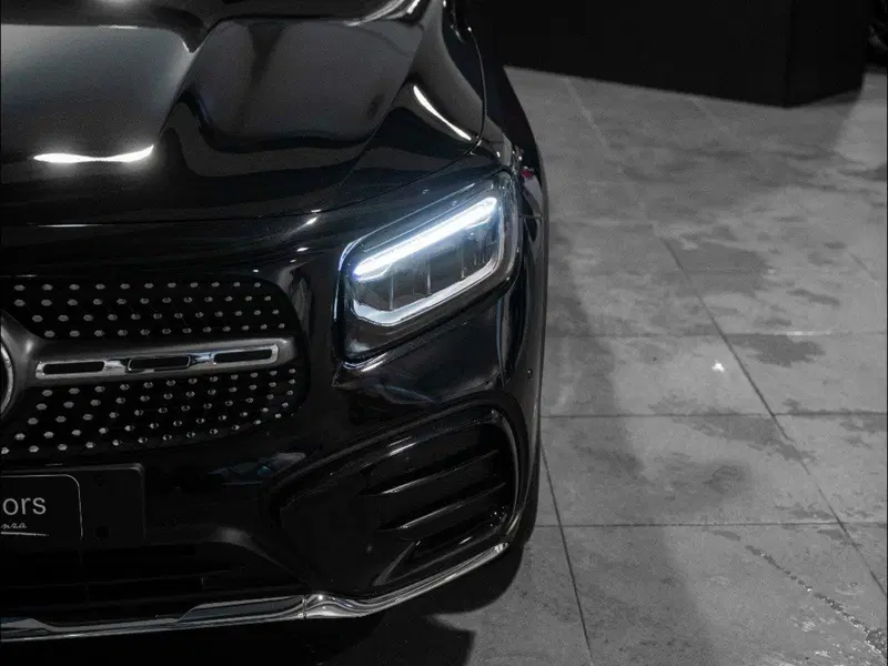 Mercedes-Benz GLB nuova a Ancona (6)