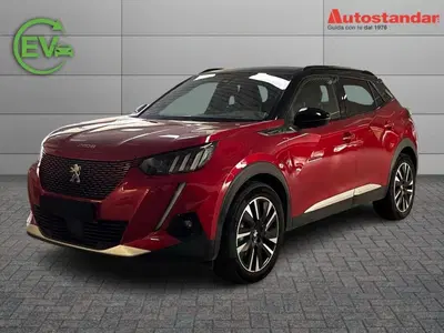Peugeot 2008 motore elettrico 136 CV GT Pack del 2022 usata a Moncalieri