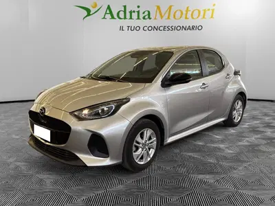 Mazda Mazda2 Hybrid 1.5 VVT e-CVT Full Hybrid Electric Select del 2024 usata a Pordenone