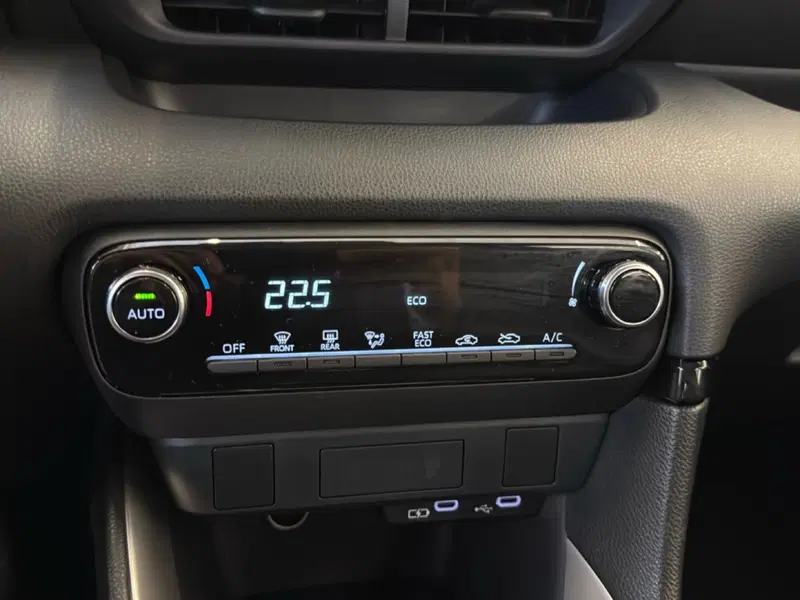 Mazda Mazda2 Hybrid usata a Pordenone (17)