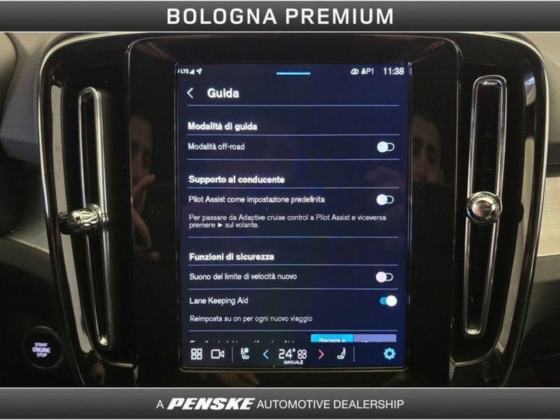 Volvo XC40 usata a Bologna (14)