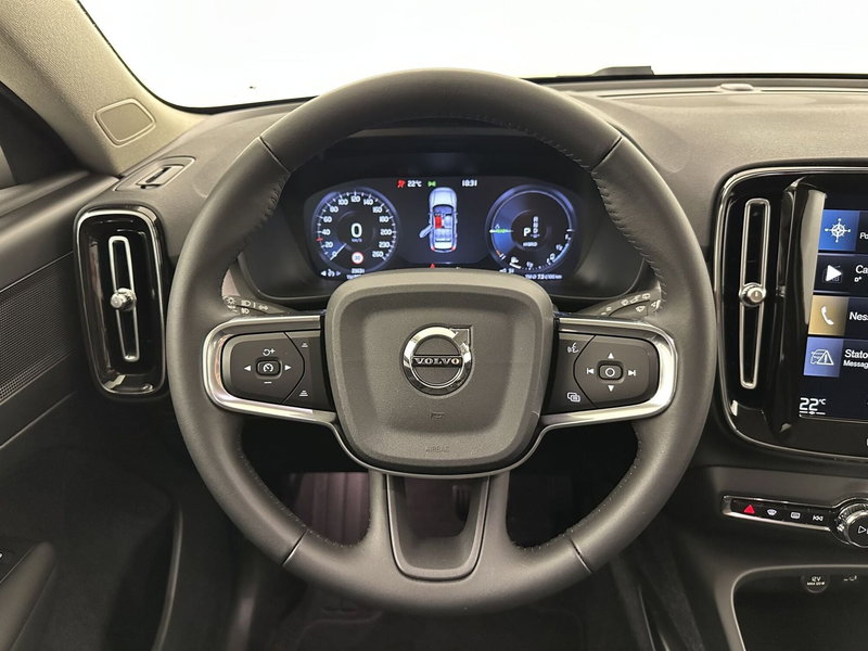 Volvo XC40 usata a Bergamo (13)