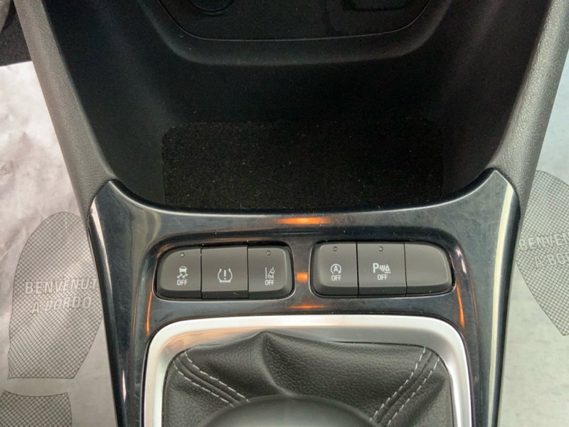 Opel Crossland usata a Perugia (9)