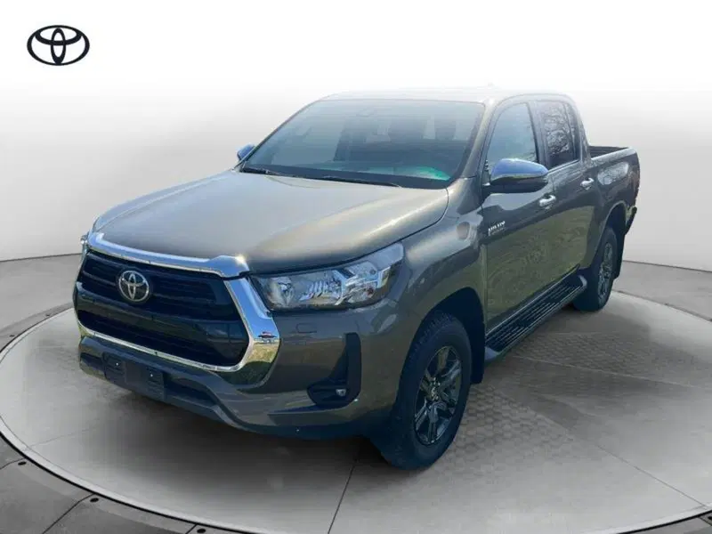 Toyota Hilux nuova a Perugia (2)
