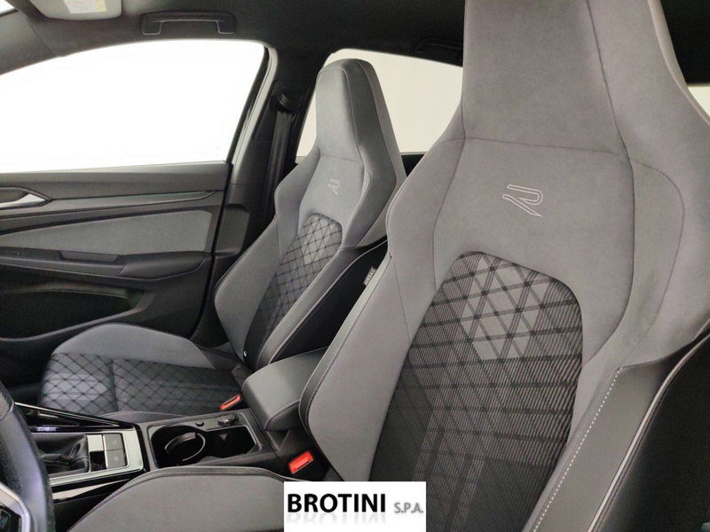 Volkswagen Golf usata a Massa-Carrara (9)