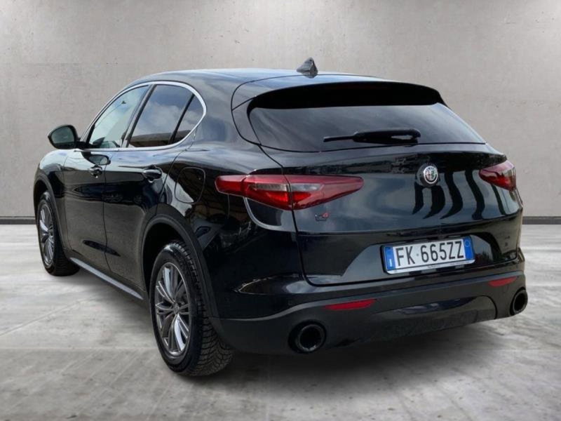 Alfa Romeo Stelvio usata a Perugia (5)