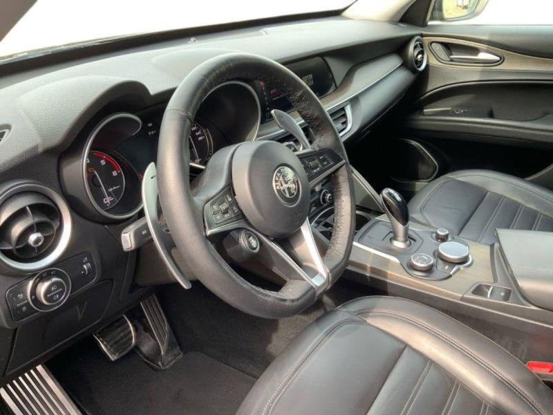 Alfa Romeo Stelvio usata a Perugia (9)