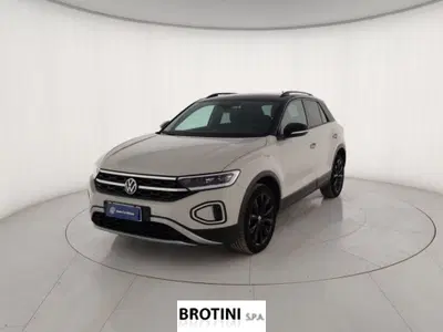 Volkswagen T-Roc 1.0 TSI Style del 2023 usata a Massa