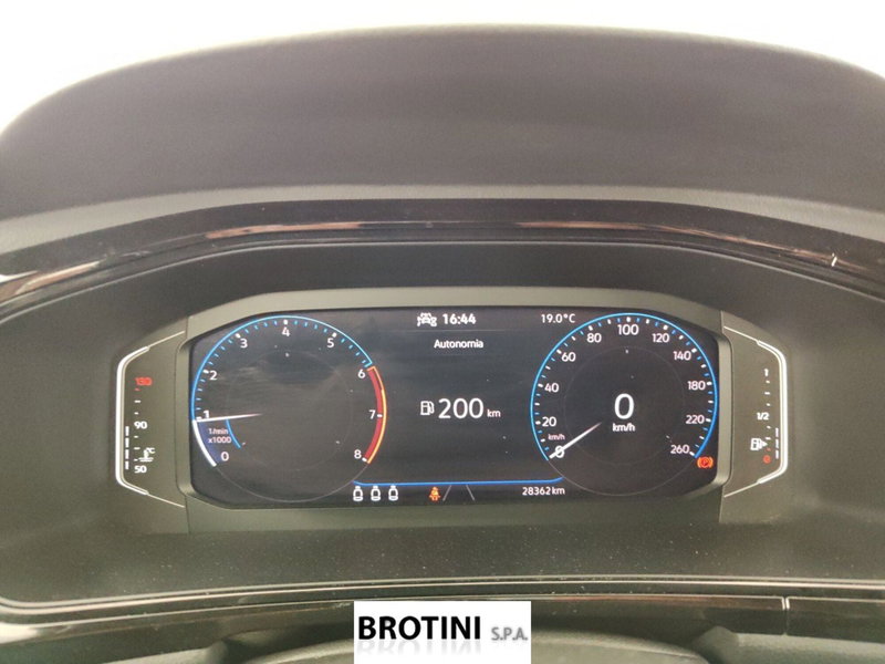 Volkswagen T-Roc usata a Massa-Carrara (13)