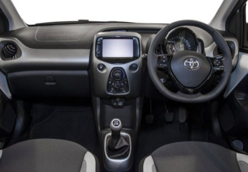 Toyota Aygo usata a Palermo (14)