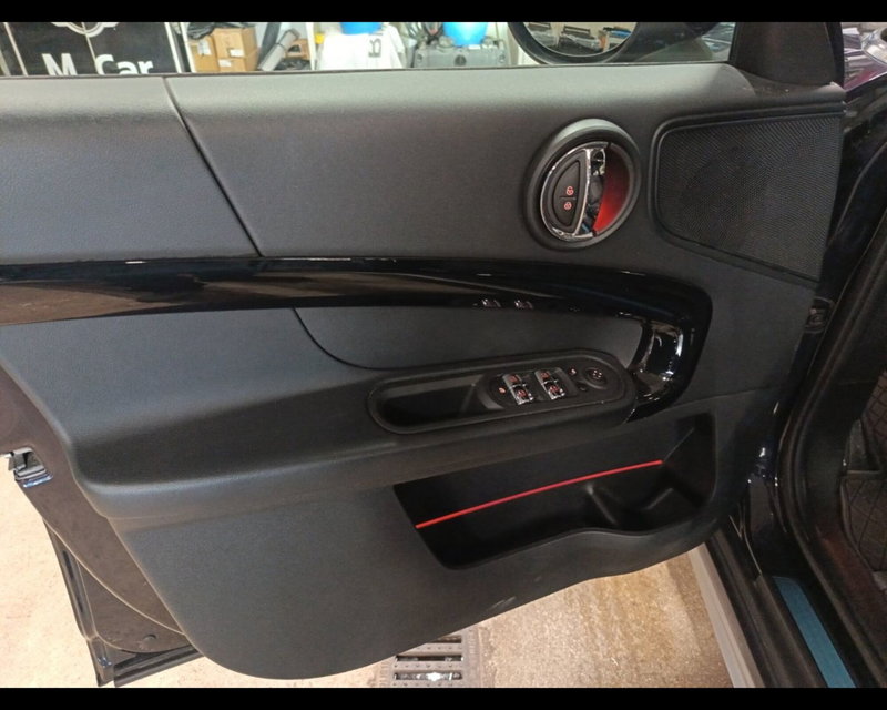 MINI Mini Countryman usata a Napoli (13)