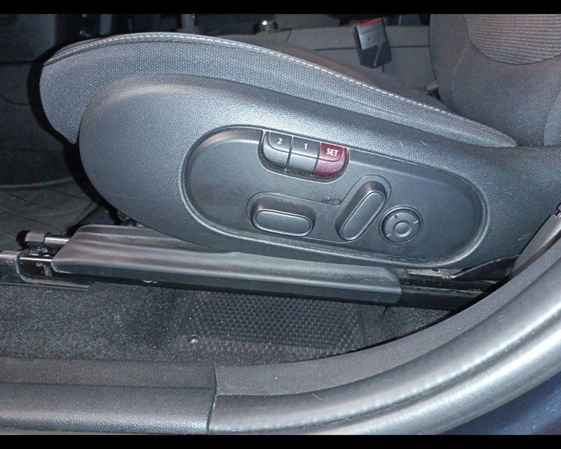 MINI Mini Countryman usata a Napoli (19)
