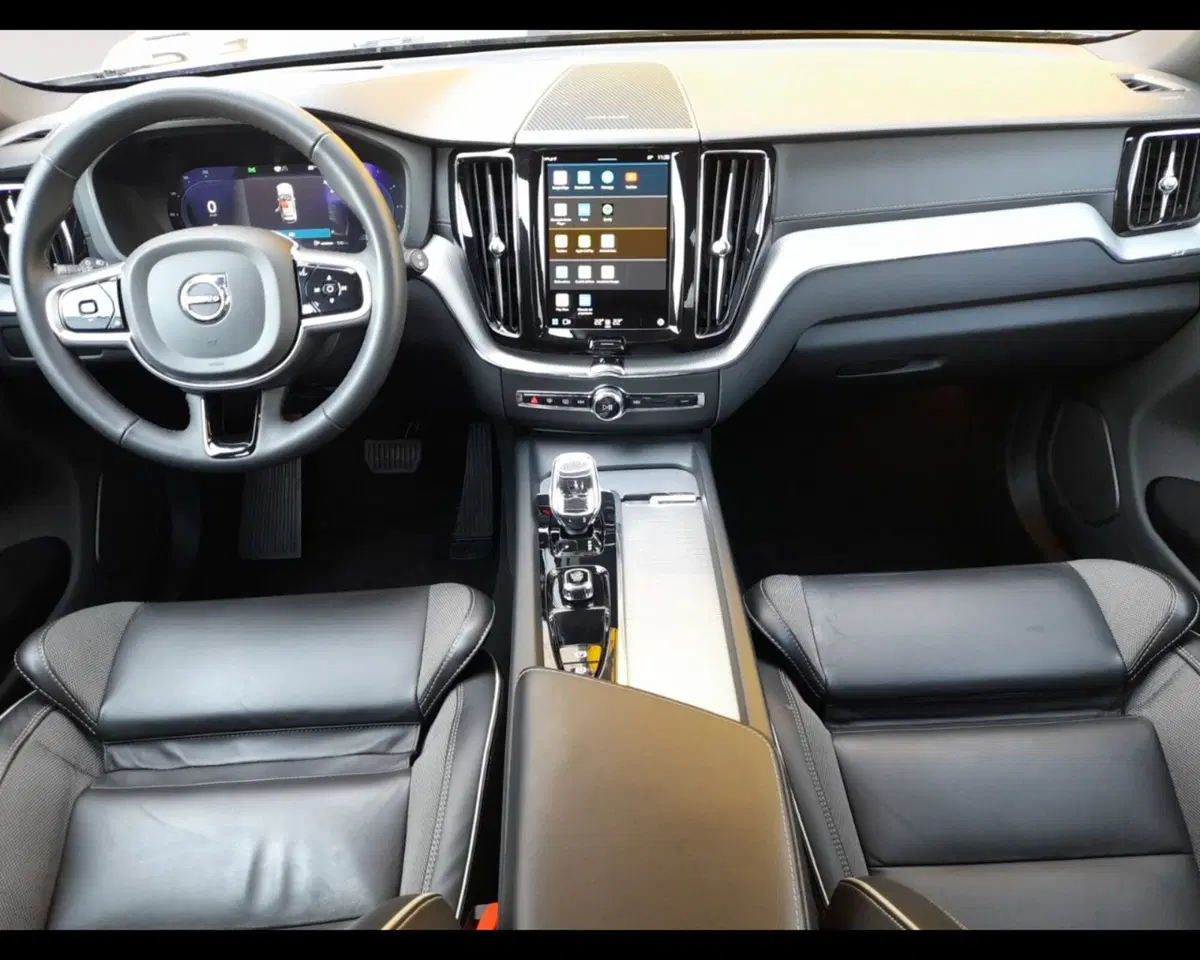 Volvo XC60 usata a Forlì-Cesena (10)