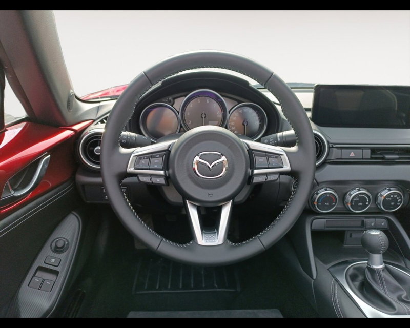 Mazda MX-5 nuova a Ravenna (12)