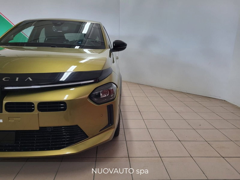 Lancia Ypsilon nuova a Arezzo (5)