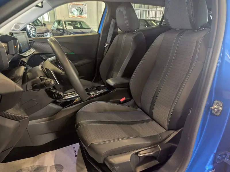 Peugeot 2008 usata a Milano (13)
