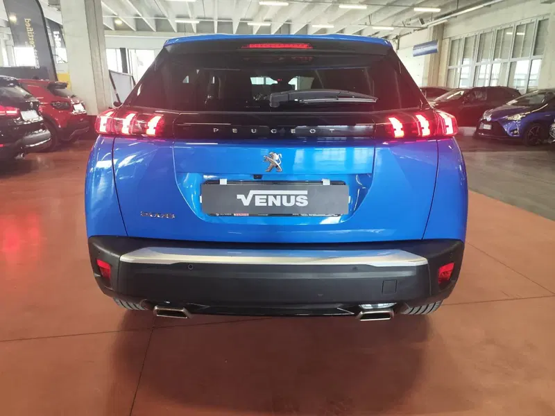 Peugeot 2008 usata a Milano (5)