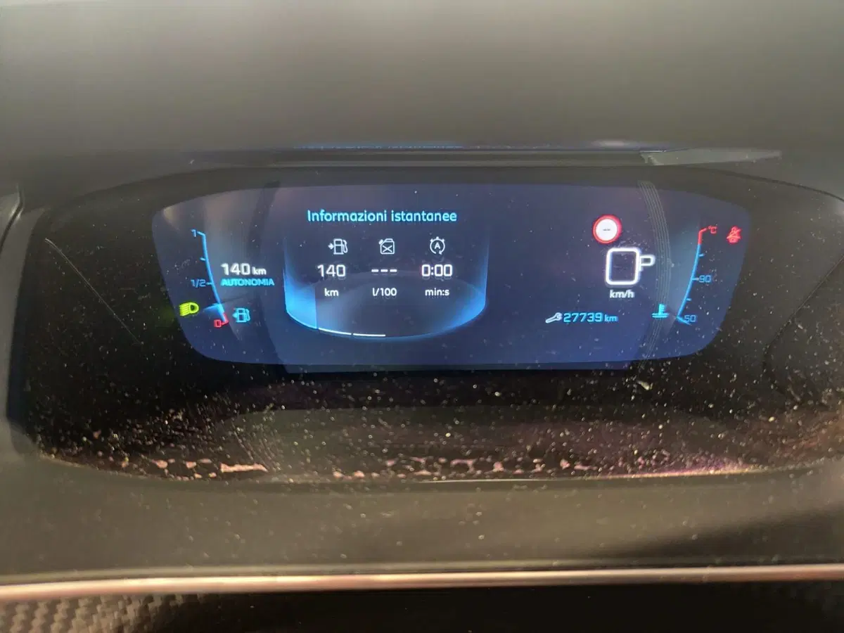 Peugeot 2008 usata a Milano (9)
