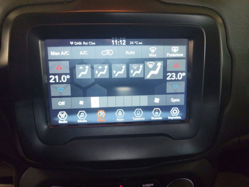Jeep Renegade usata a Milano (11)