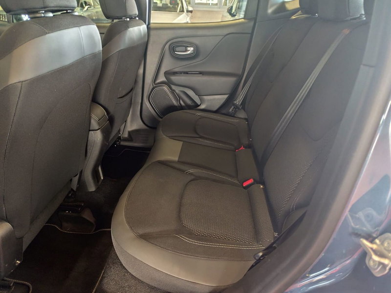 Jeep Renegade usata a Milano (14)