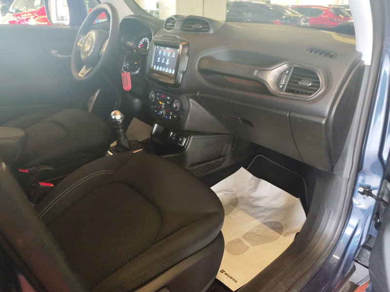 Jeep Renegade usata a Milano (17)