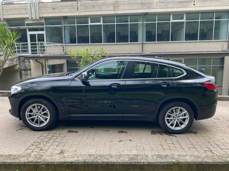 BMW X4 usata a Salerno (10)