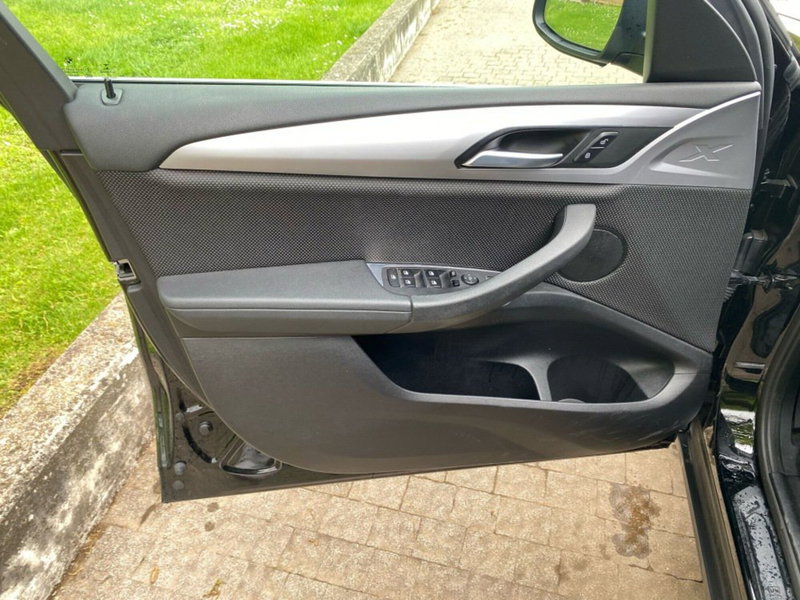 BMW X4 usata a Salerno (16)