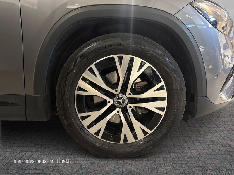 Mercedes-Benz GLA SUV usata a Prato (17)