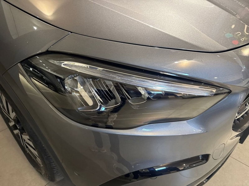 Mercedes-Benz GLA SUV usata a Prato (7)