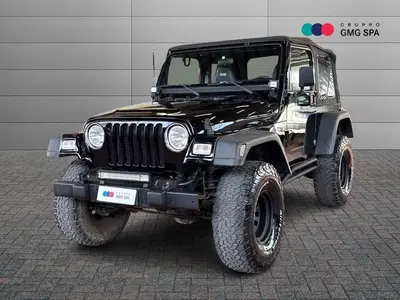 Jeep Wrangler 2.5 cat Soft top (EU) del 1998 usata a Vinci