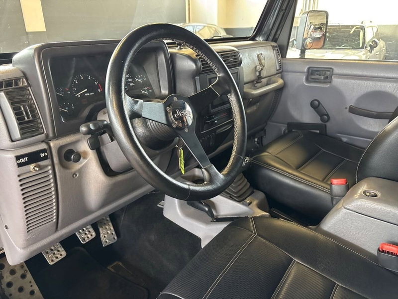 Jeep Wrangler usata a Firenze (20)