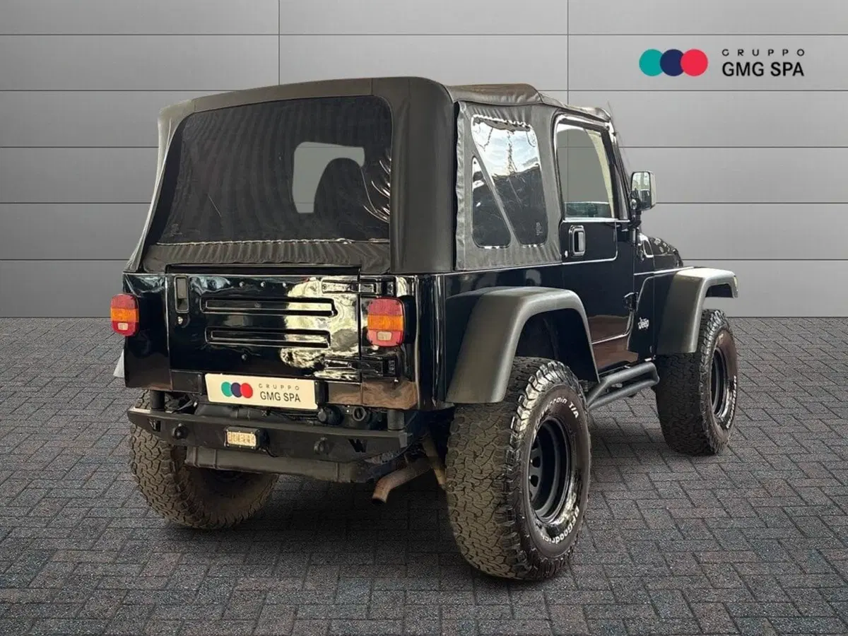 Jeep Wrangler usata a Firenze (3)