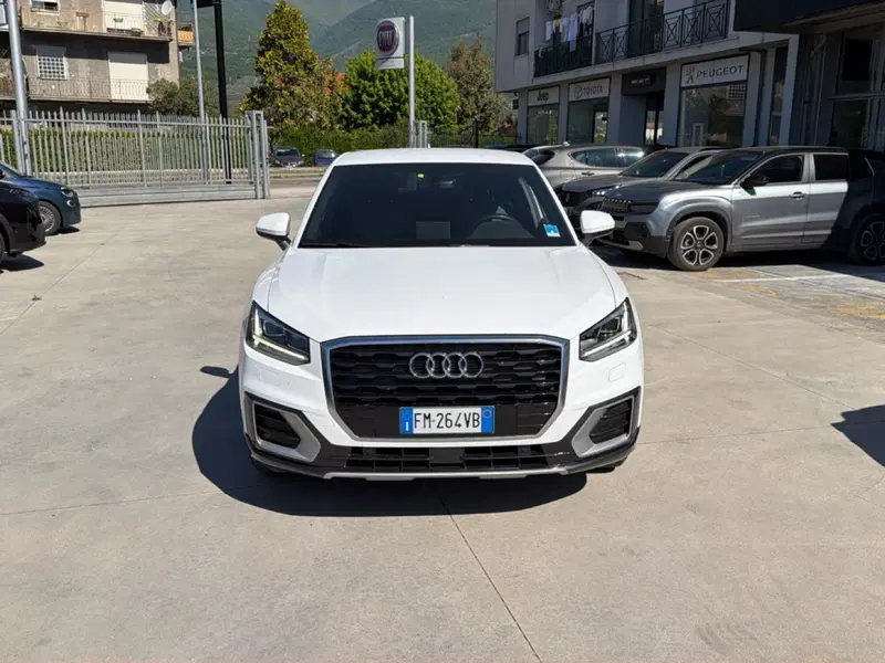 Audi Q2 usata a Frosinone (5)