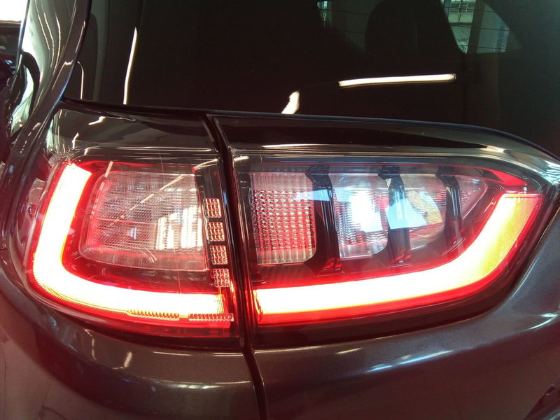 Jeep Cherokee usata a Rimini (19)