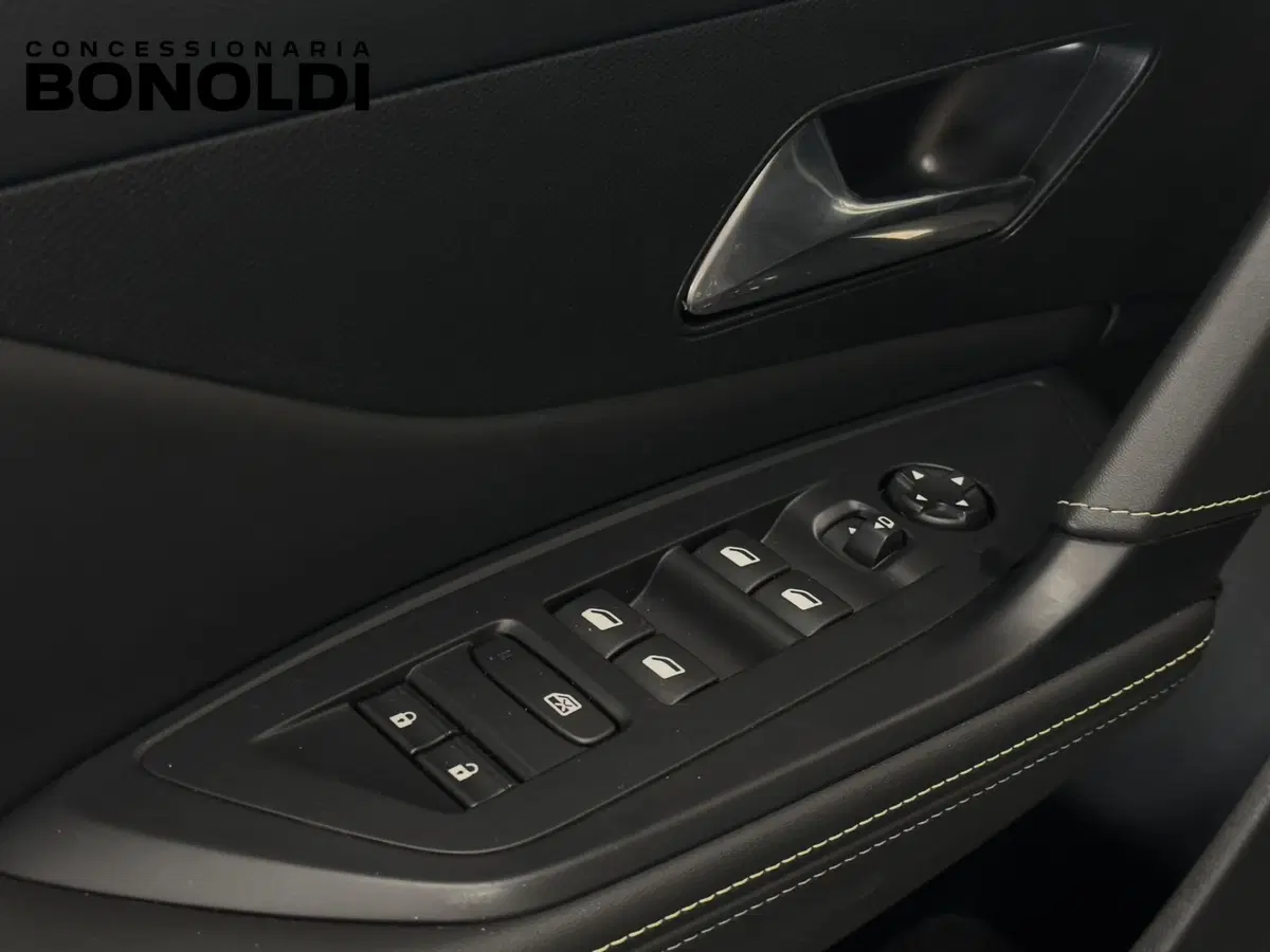 Peugeot 308 SW usata a Brescia (12)