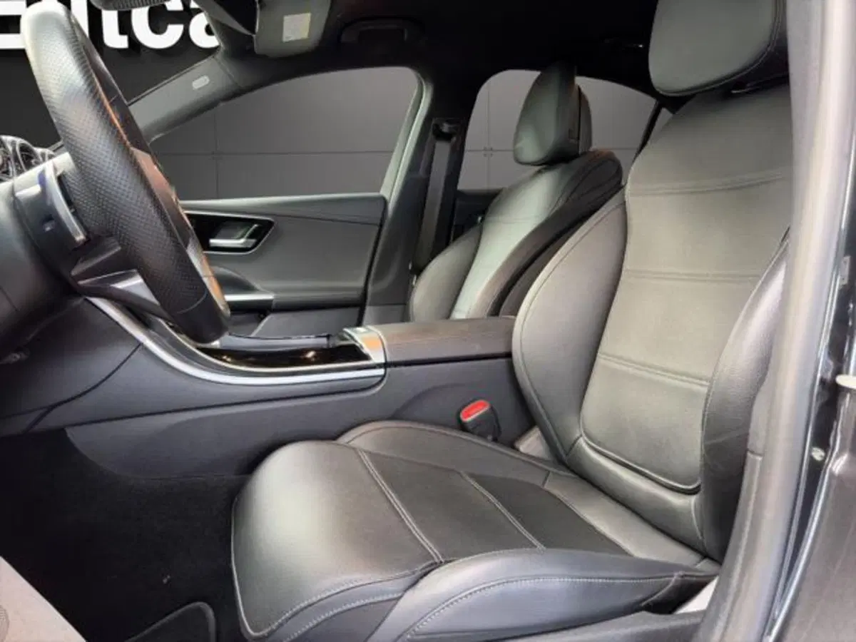 Mercedes-Benz Classe C usata a Milano (11)