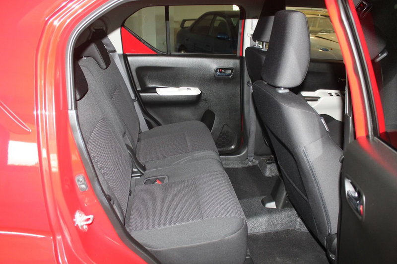 Suzuki Ignis usata a Cuneo (10)