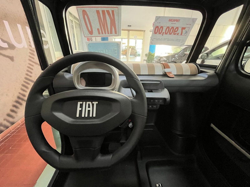 Fiat Topolino nuova a Lucca (12)