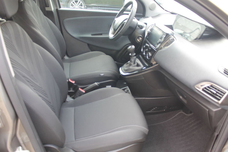 Lancia Ypsilon usata a Cuneo (10)