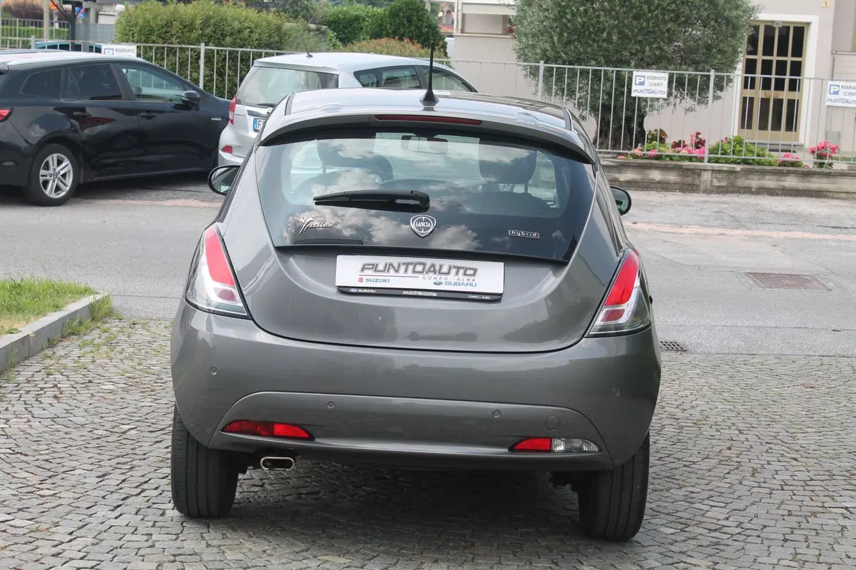 Lancia Ypsilon usata a Cuneo (5)