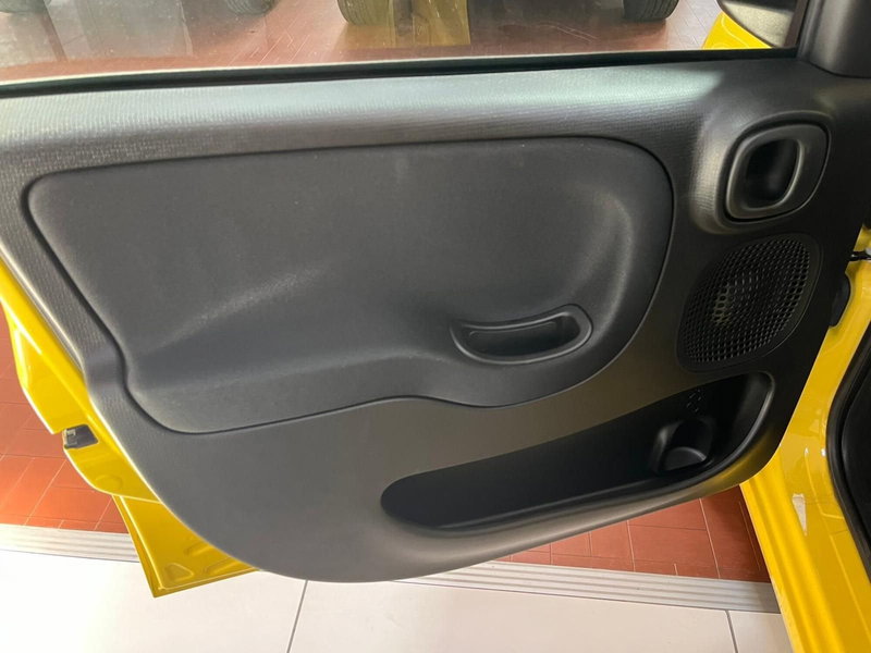 Fiat Panda nuova a Lucca (7)