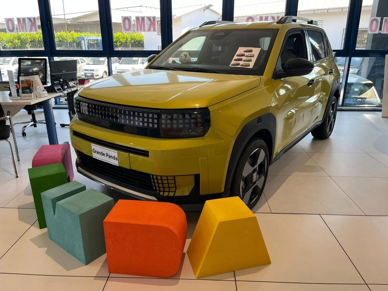 Fiat Grande Panda nuova a Lucca