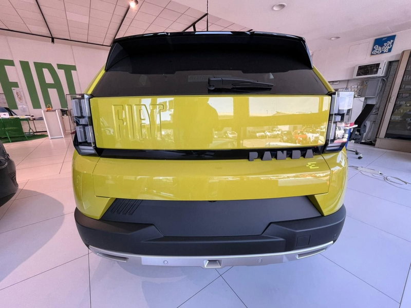 Fiat Grande Panda nuova a Lucca (5)