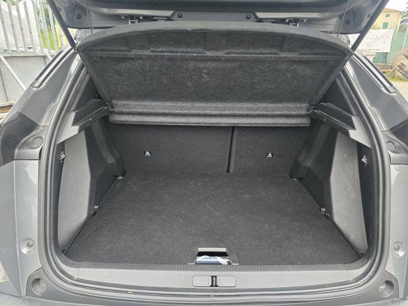 Peugeot 2008 usata a Massa-Carrara (13)