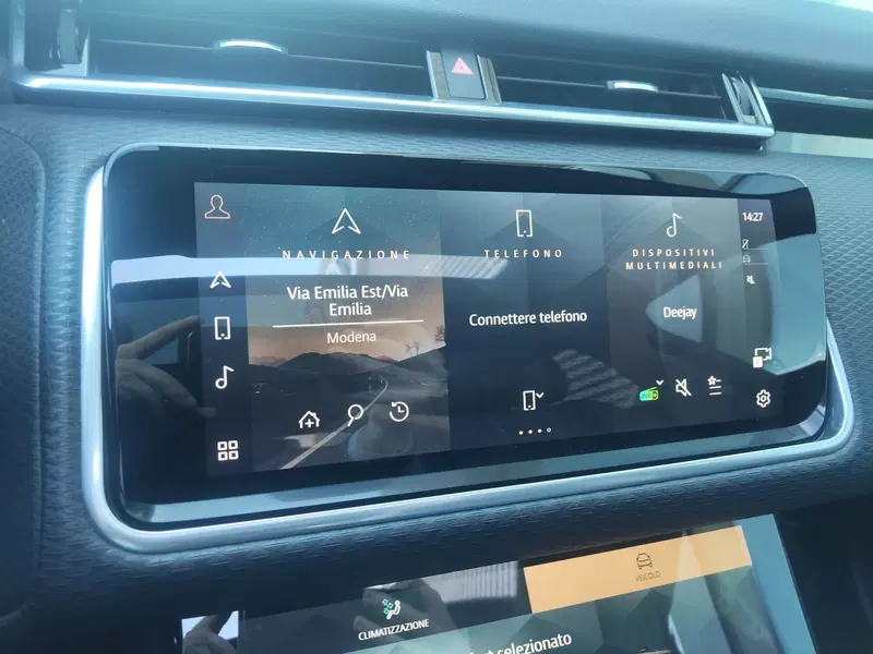 Land Rover Range Rover Velar usata a Modena (10)