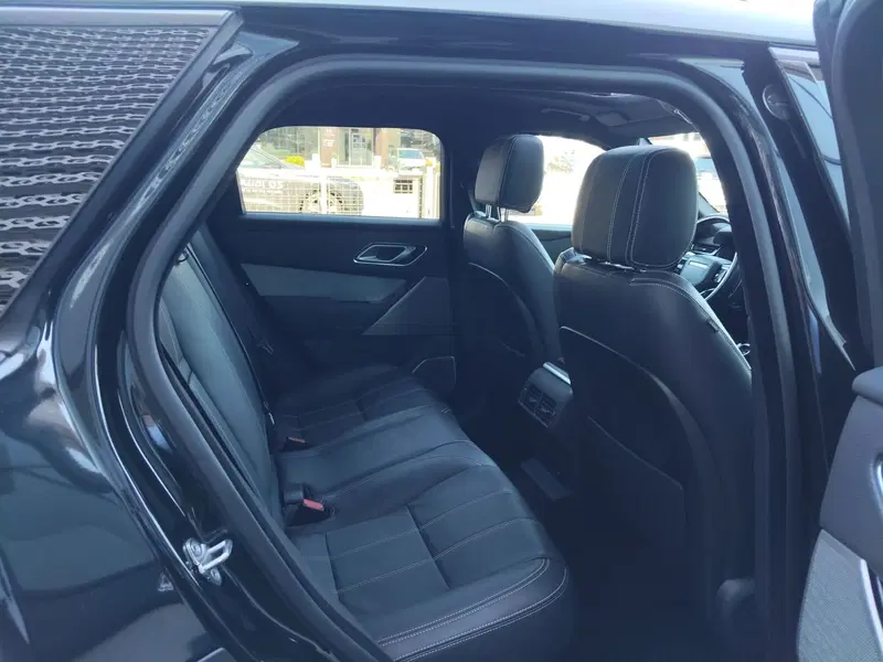 Land Rover Range Rover Velar usata a Modena (19)
