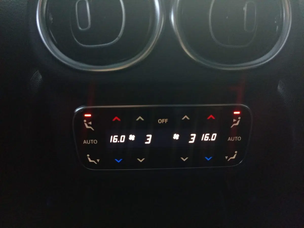 Mercedes-Benz GLC SUV usata a Bari (12)
