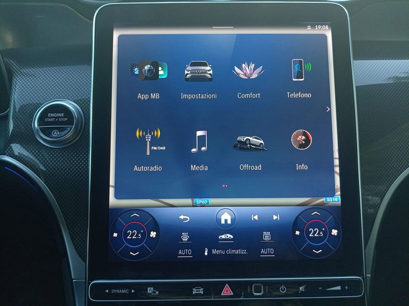 Mercedes-Benz GLC SUV usata a Bari (5)