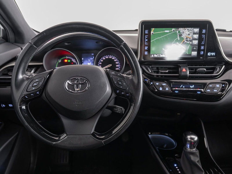 Toyota Toyota C-HR usata a Foggia (10)