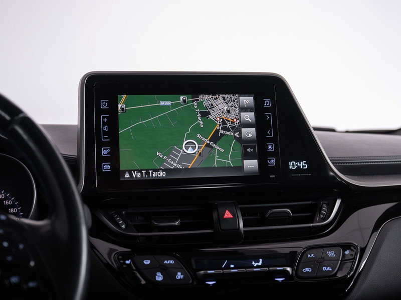 Toyota Toyota C-HR usata a Foggia (18)